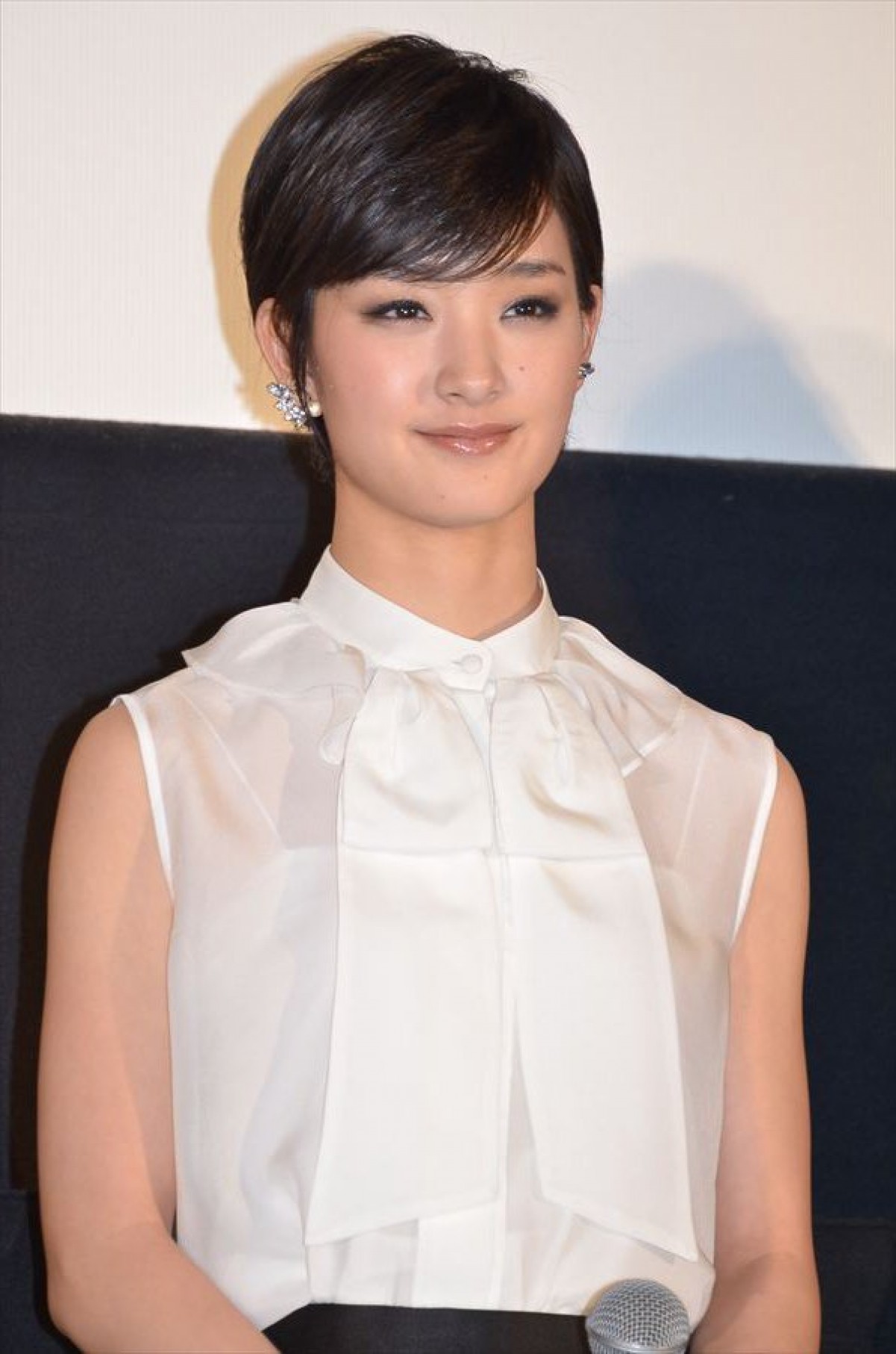 水嶋ヒロ、スクリーン復帰作『黒執事』の共演者と大号泣！優香だけは「泣きません」