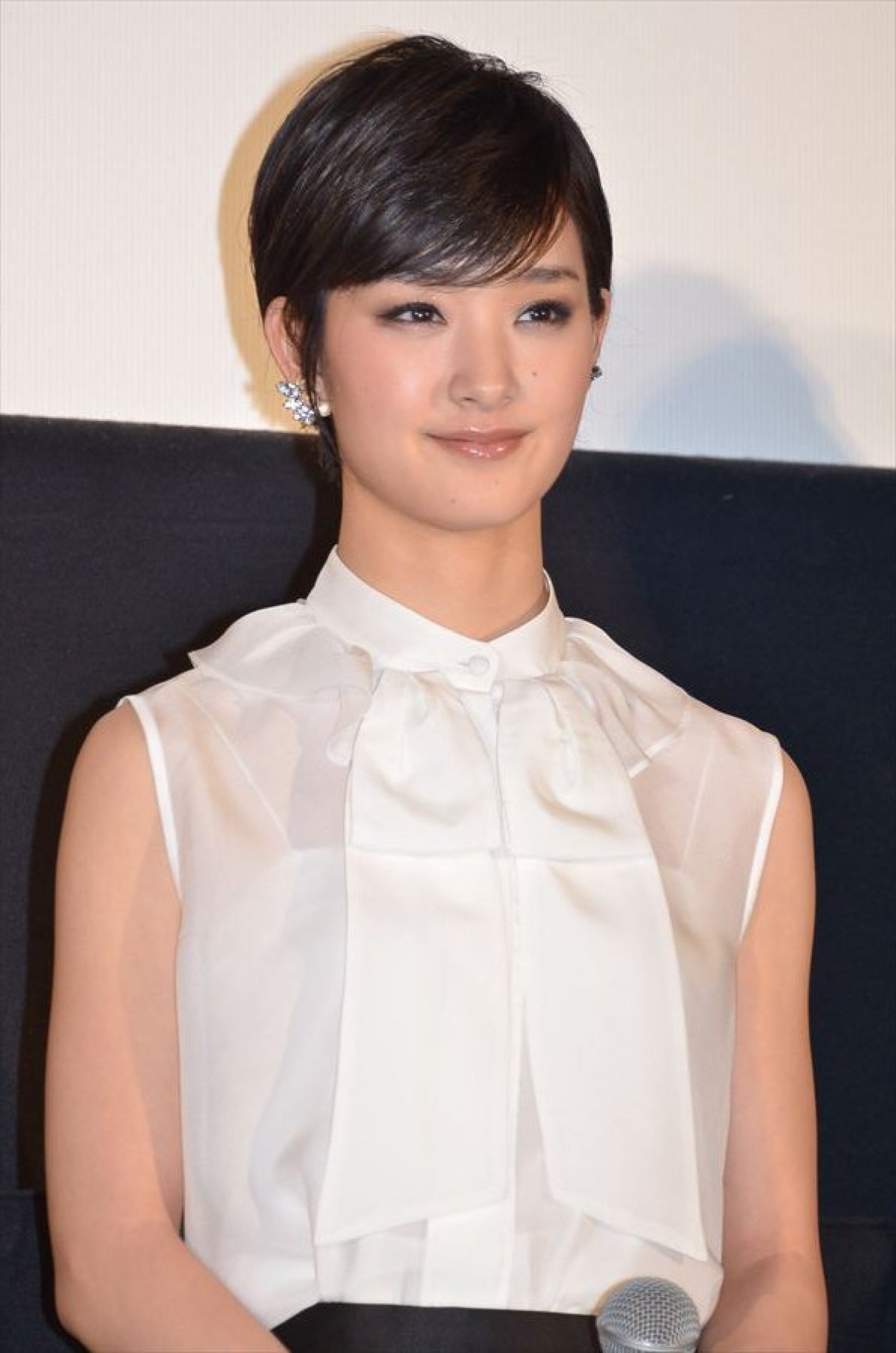 水嶋ヒロ、スクリーン復帰作『黒執事』の共演者と大号泣！優香だけは「泣きません」