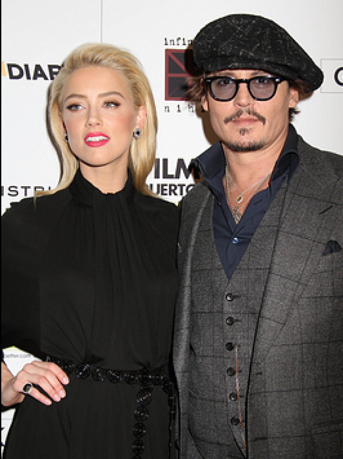 婚約したと報じられているジョニー・デップとアンバー・ハード