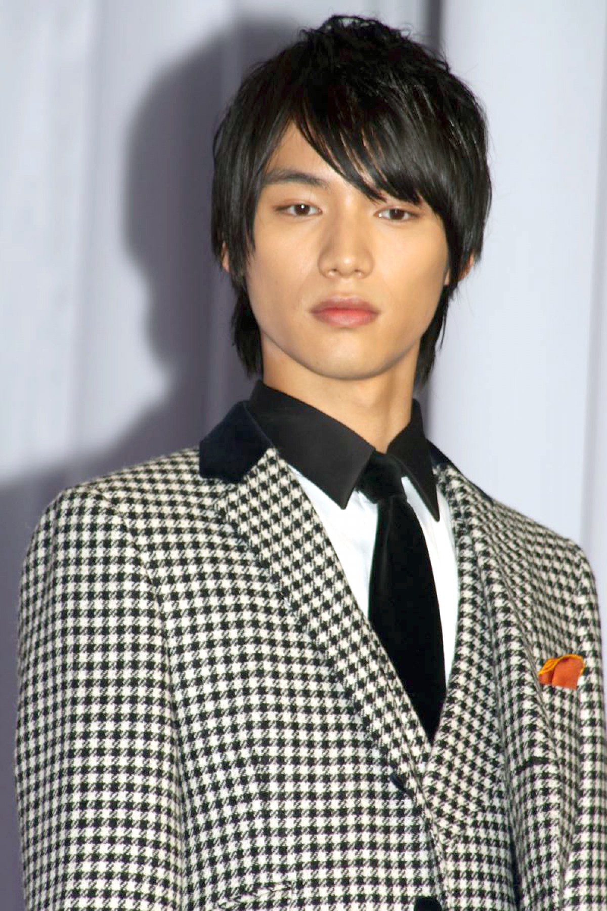 福士蒼汰、auの新CM出演決定「新入社員になったつもりで頑張って行きたい！」