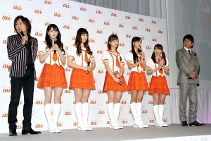 「au発表会2014 Spring」に出席した、つんく♂、モーニング娘。、哀川翔