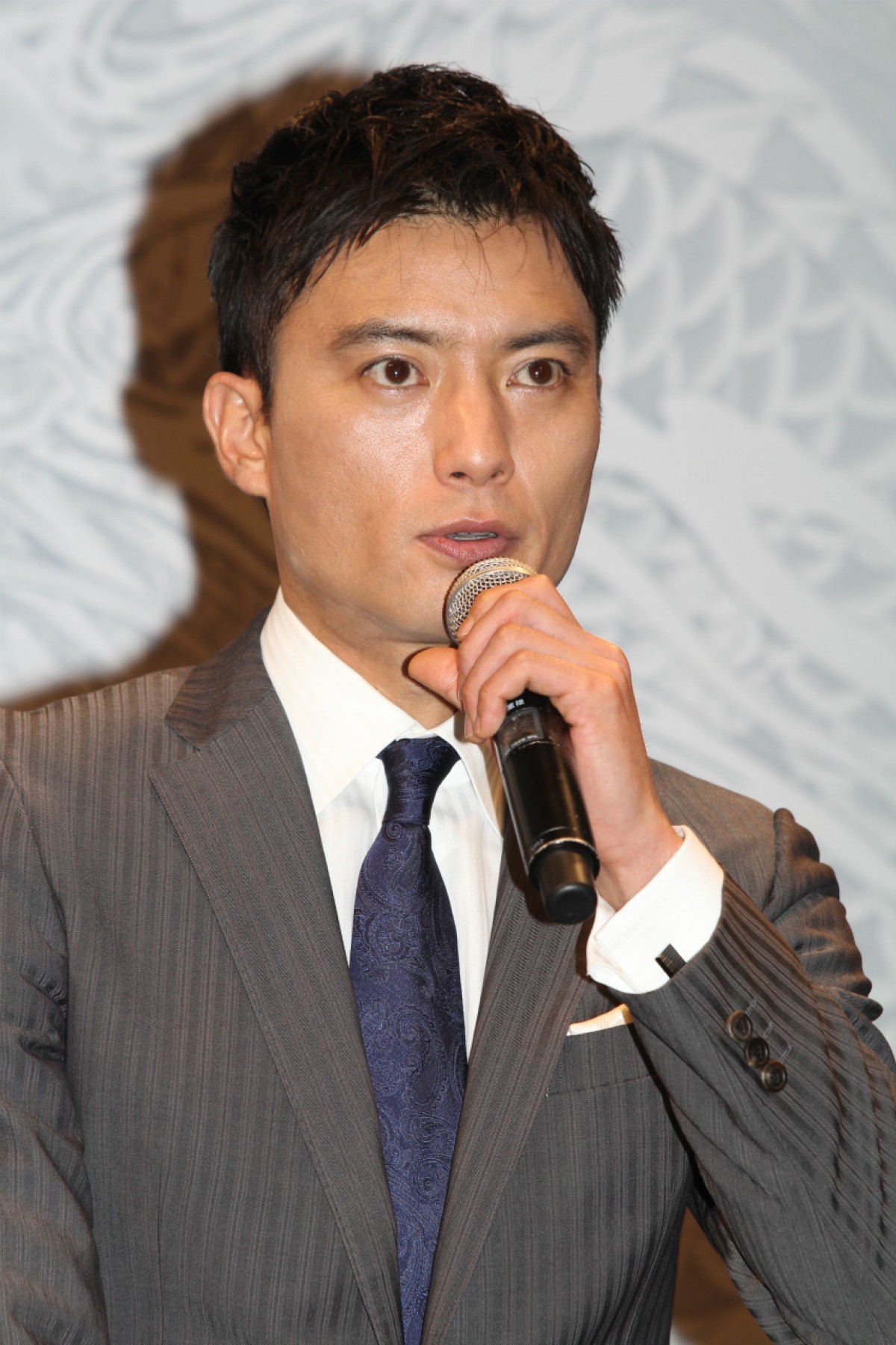 『龍が如く』初出演の高橋克典、「実写ともアニメとも違う世界観」と絶賛