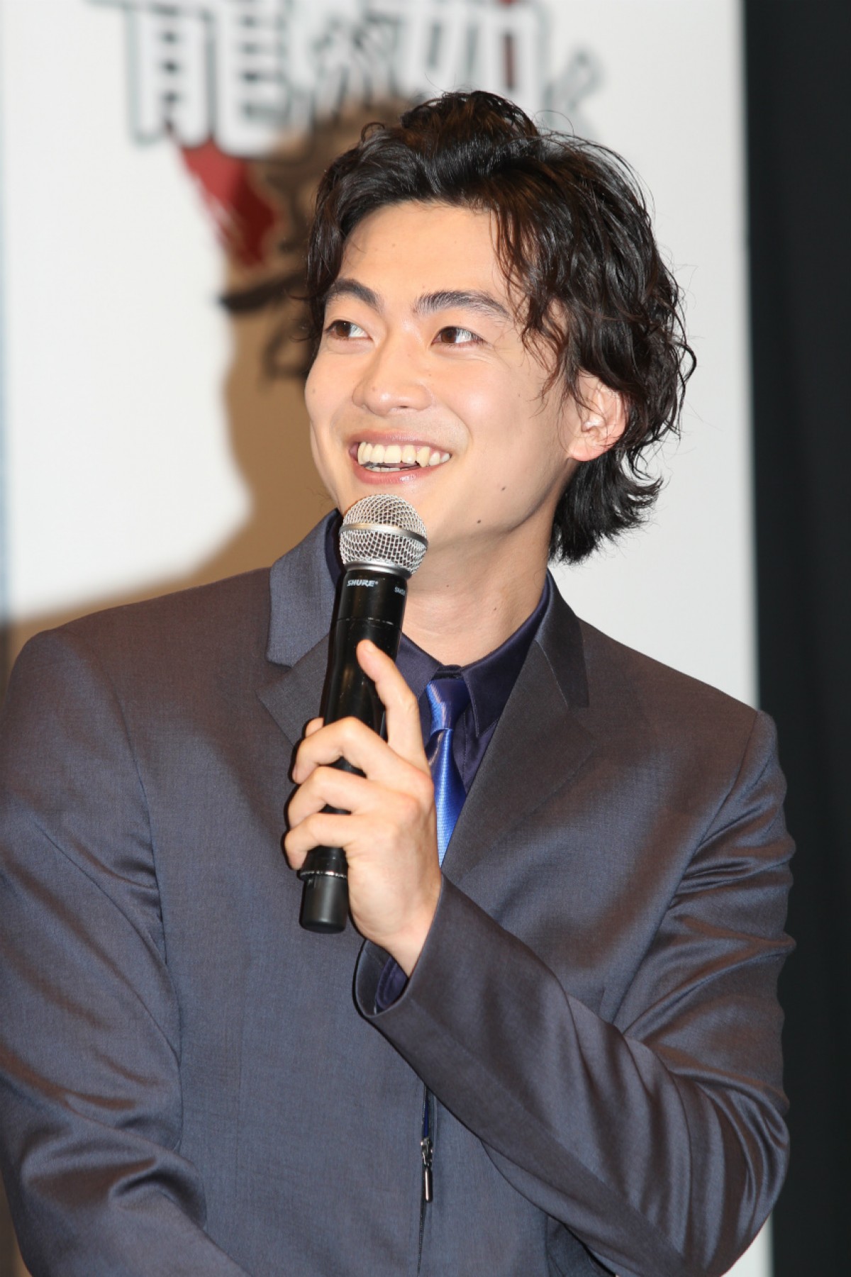 『龍が如く』初出演の高橋克典、「実写ともアニメとも違う世界観」と絶賛