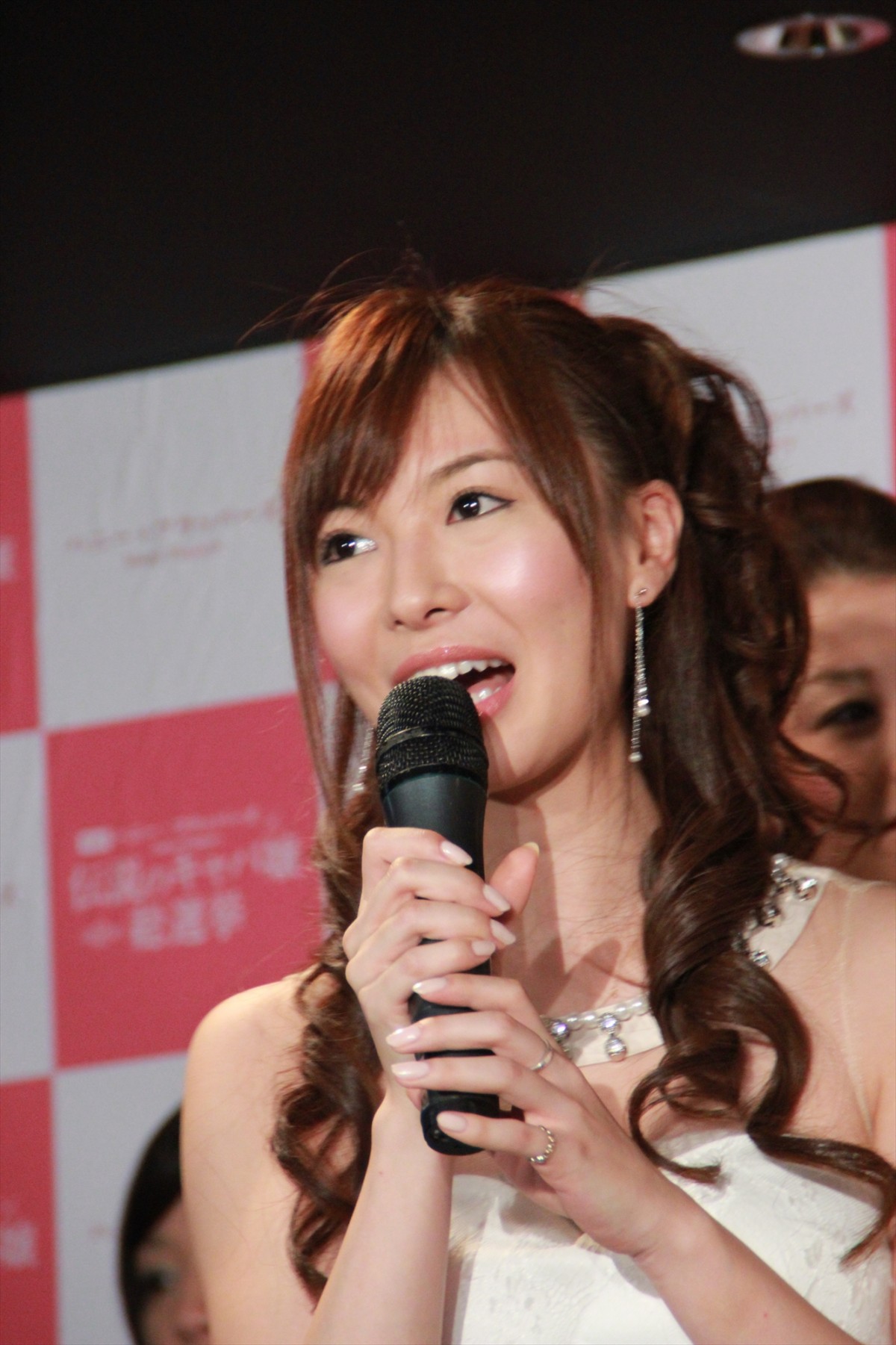坂口杏里、キャバ嬢役で映画初主演「本当に嬉しい」