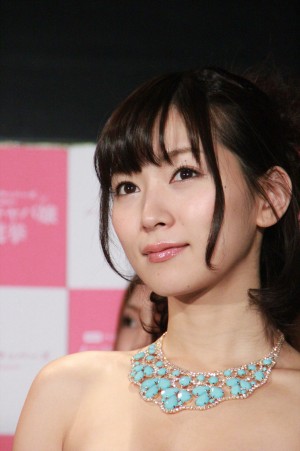 『ハニー・フラッパーズ』×第2回全国伝説のキャバ嬢総選挙イベントの審査員として登壇した階戸瑠李