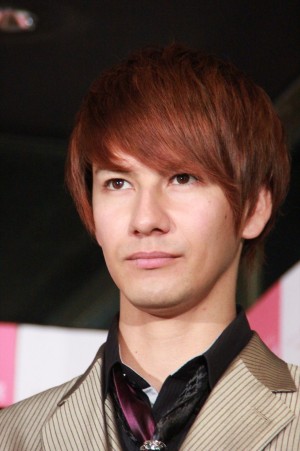 『ハニー・フラッパーズ』×第2回全国伝説のキャバ嬢総選挙イベントの審査員として登壇したJOY