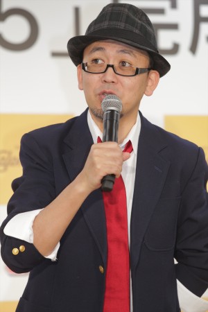 『金田一少年の事件簿』の金田一一をイメージした制服姿で登場したFROGMAN