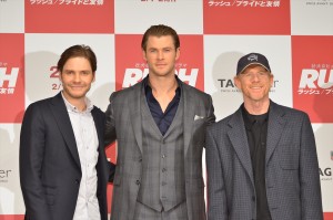 『ラッシュ／プライドと友情』来日記者会見に登壇したダニエル・ブリュール、クリス・ヘムズワース、ロン・ハワード監督