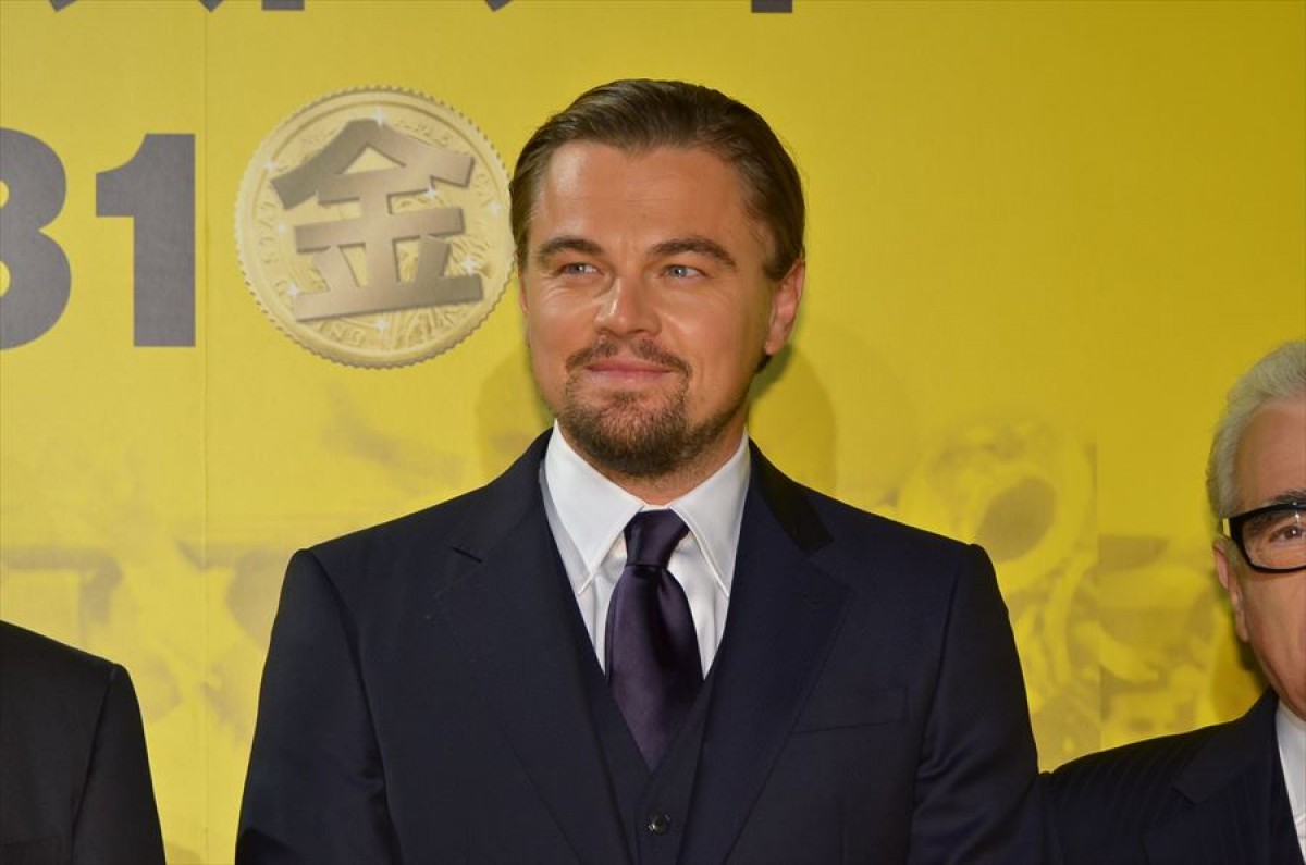 レオナルド・ディカプリオ、自分のiPhoneで撮影して「ごめんなさい」