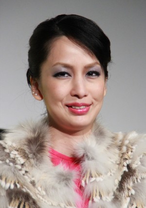 中島美嘉『サンブンノイチ』完成披露試写会にて