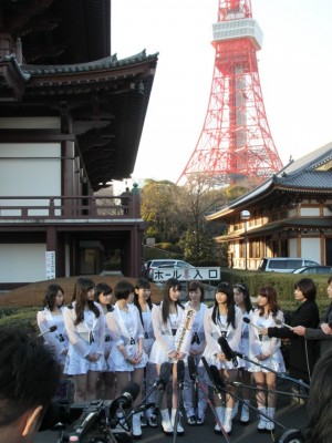 増上寺で新曲ヒット祈願を行ったモーニング娘。’14