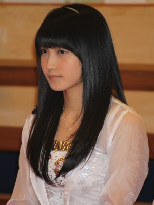 増上寺で新曲ヒット祈願を行ったモーニング娘。’14・鞘師里保