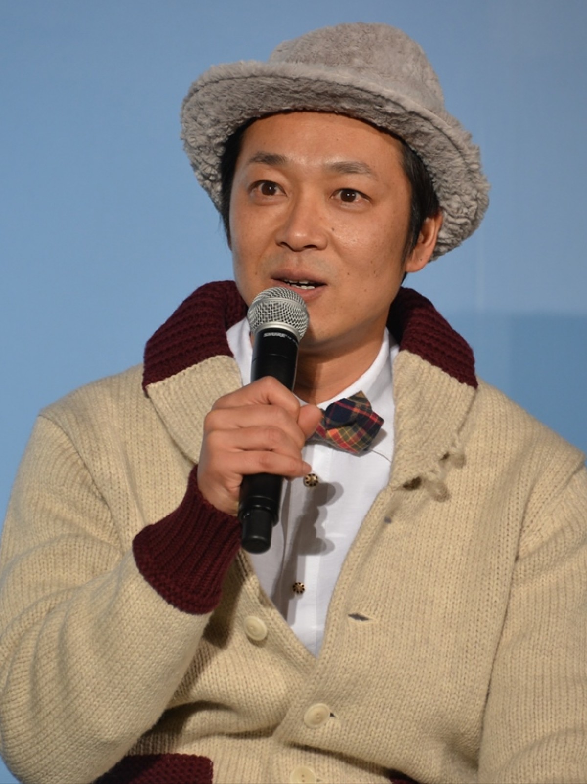 中島健人、酪農映画でも王子様キャラ全開!?『銀の匙』完成披露に白馬に乗って登場