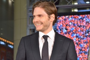 『ラッシュ／プライドと友情』ジャパンプレミアに登壇したダニエル・ブリュール