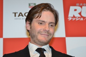 『ラッシュ／プライドと友情』ジャパンプレミアに登壇したダニエル・ブリュール