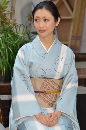 壇蜜、NHK BSプレミアム『珈琲屋の人々』取材会に出席