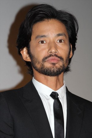 『ニシノユキヒコの恋と冒険』初日舞台あいさつに出席した竹野内豊