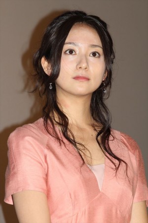 『ニシノユキヒコの恋と冒険』初日舞台あいさつに出席した木村文乃