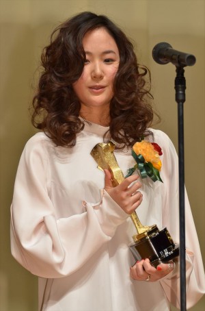 「第87回キネマ旬報ベスト・テン」表彰式に出席した黒木華