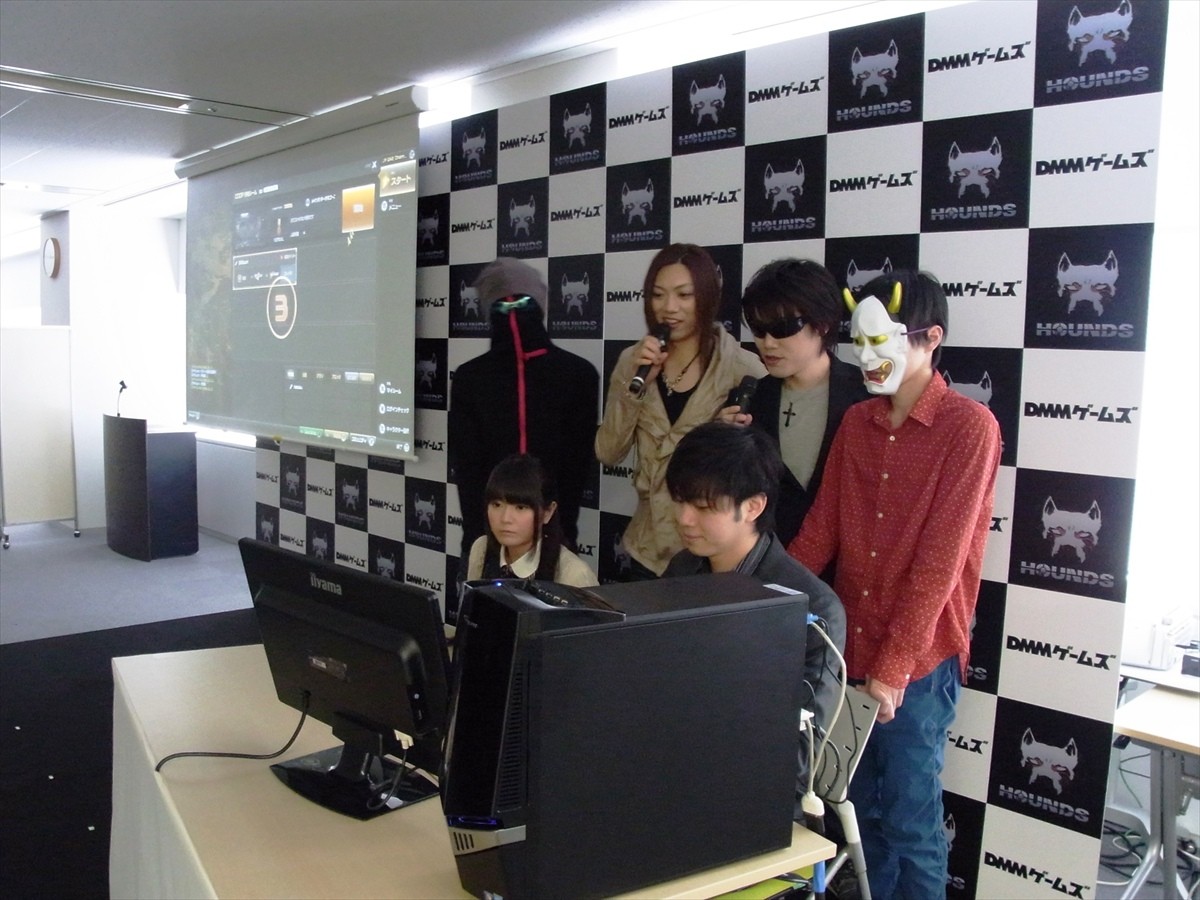 竹達彩奈、『HOUNDS発表会』でゲーマー・yukishiroのプレイに脱帽！