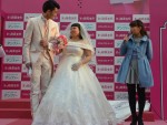 イベントで初めてウェディングドレスを着た渡辺直美と婚活アドバイザーとして出席した保田圭