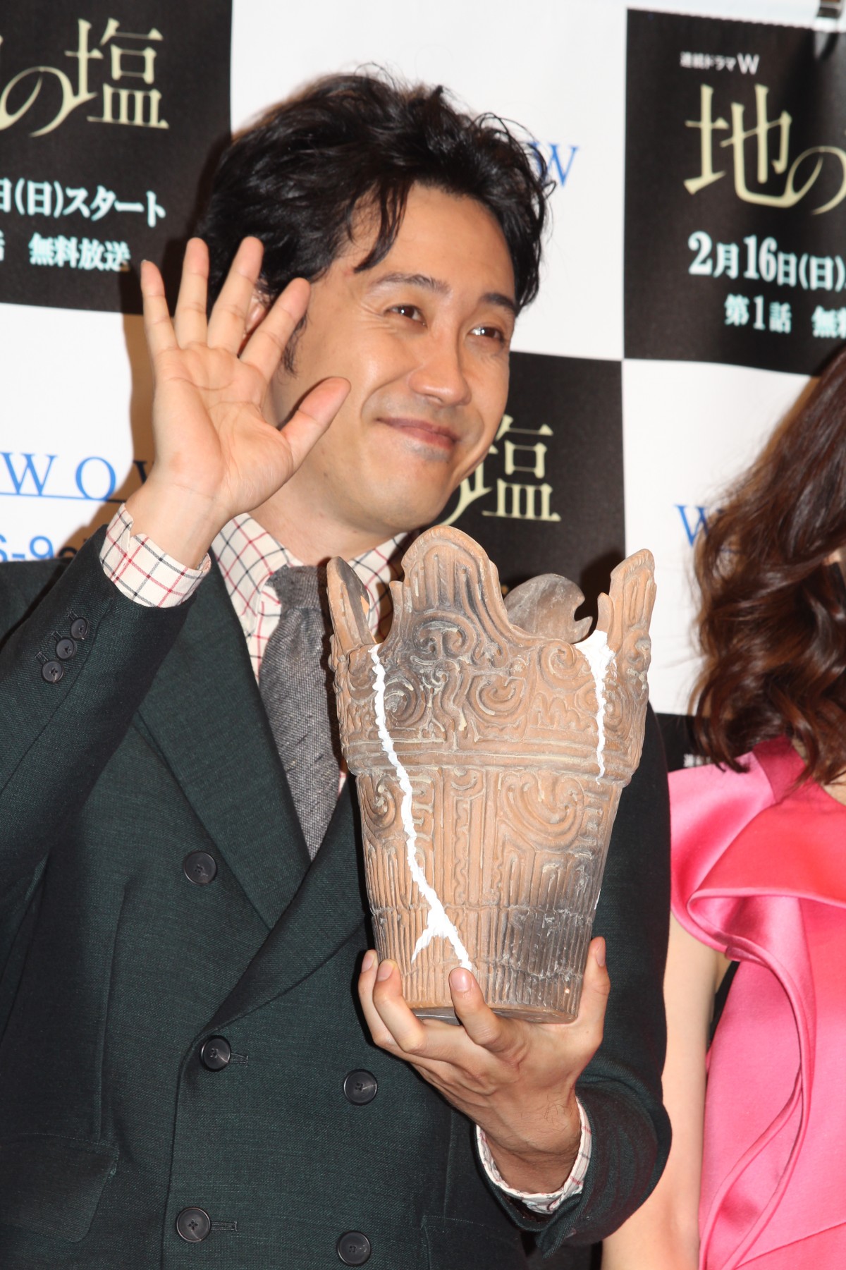 陣内孝則が大暴走、松雪泰子を前に『白鳥麗子』ネタ！ ゴーストライター問題も言及？