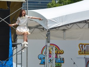 過激パフォーマンスで魅了した後藤まりこ　27日・TOKYO IDOL FESTIVAL 2013