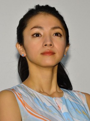 映画『ハロー！純一』の初日舞台挨拶に出席した満島ひかり