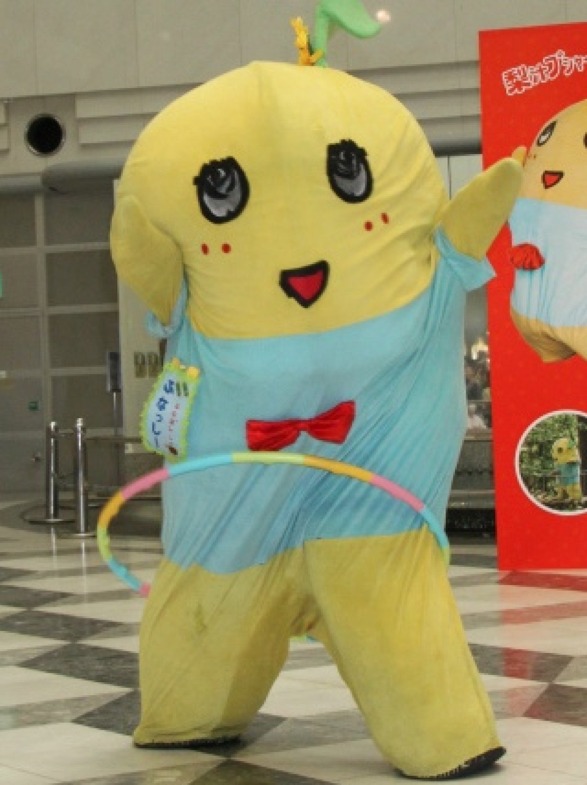 「笑っていいとも」でタモリと2ショットトークを展開した人気ゆるキャラのふなっしー