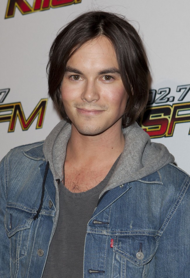 Tyler Blackburn 、タイラー・ブラックバーン