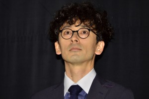 映画『愛の渦』完成披露試写会に登壇した、滝藤賢一