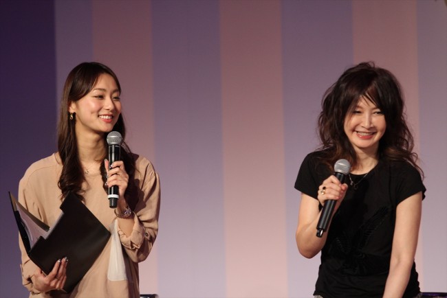 「女子力UP！女の子のための冬の学園祭」イベントに登壇したYOU