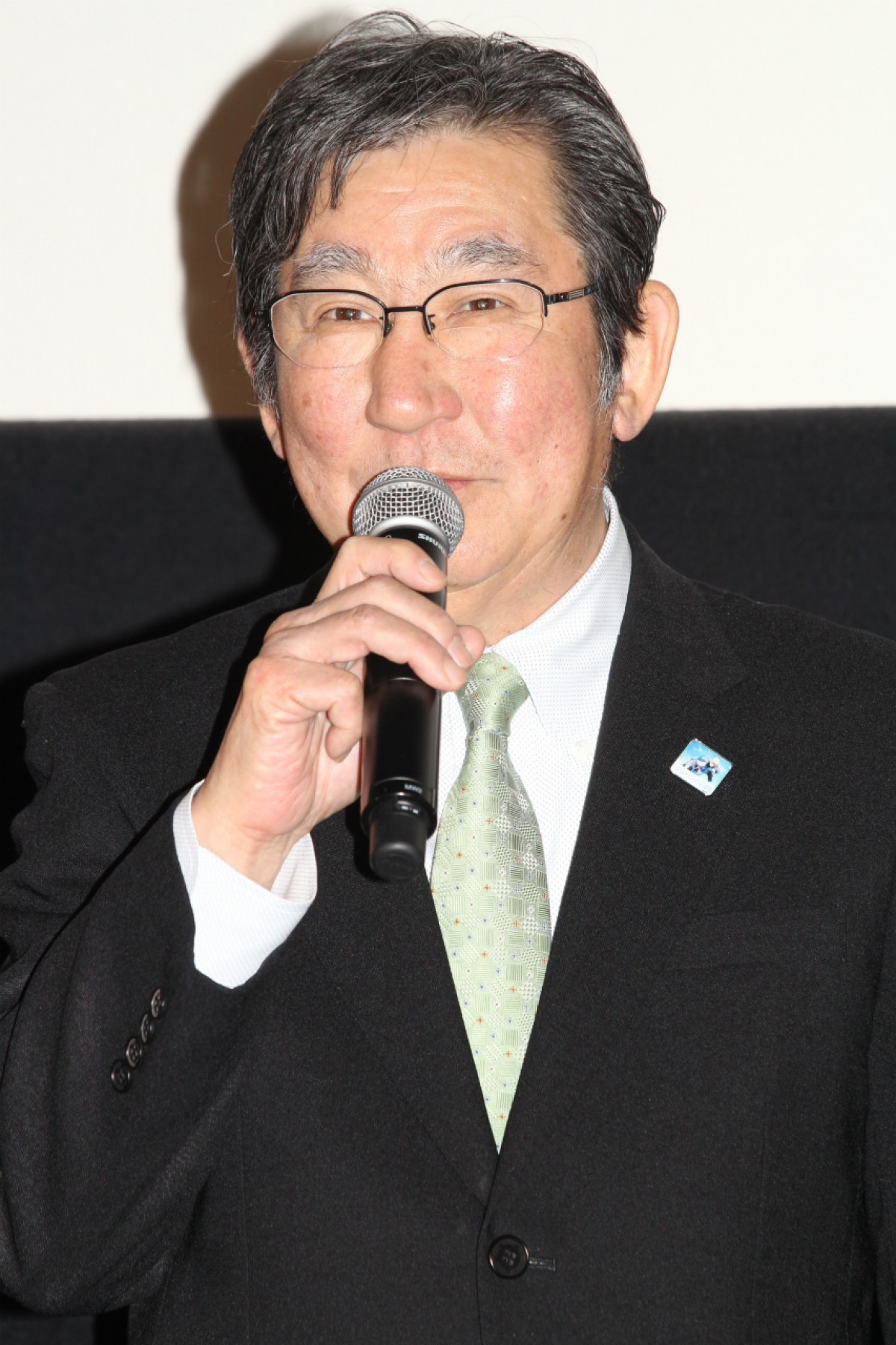 市村正親、厳格な父親役に挑戦も私生活は正反対!?「演技力でカバーしました」