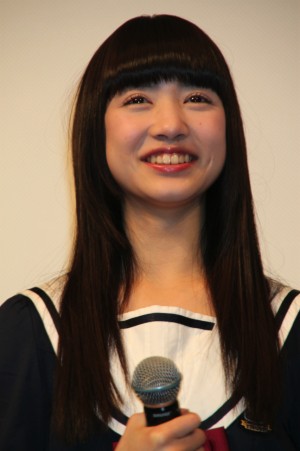 東京女子流（新井ひとみ）