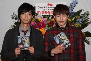 『ズキ☆アラ Season2 DVD Vol.2 ミッションクリアー!?』発売記念イベントに登壇した鈴木裕樹と荒木宏文