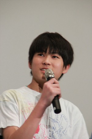 『ゲームセンターCX THE MOVIE 1986 マイティボンジャック』初日舞台挨拶に登壇した吉井一肇