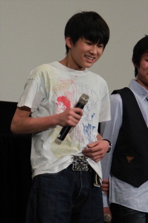 『ゲームセンターCX THE MOVIE 1986 マイティボンジャック』初日舞台挨拶に登壇した吉井一肇