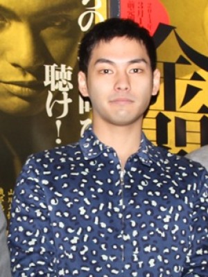 柳楽優弥、舞台「金閣寺」キャスト・スタッフ顔合わせ会見にて