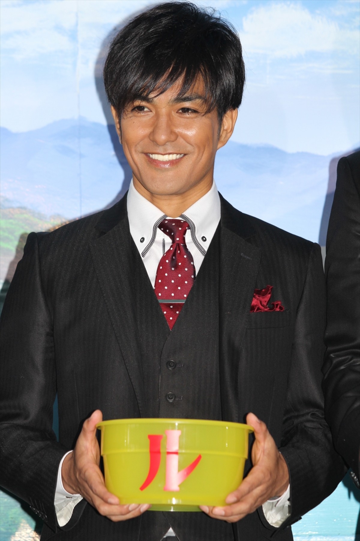 上戸彩『テルマエ・ロマエII』で混浴初体験　阿部寛「彩ちゃんの美しい背中が…」