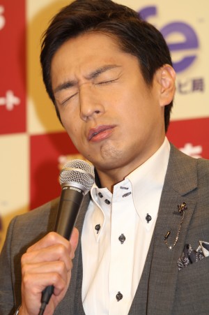 海外ドラマ『溺れる女たち ～ミストレス～』放送開始PRイベントに出席した、チュートリアル徳井義実