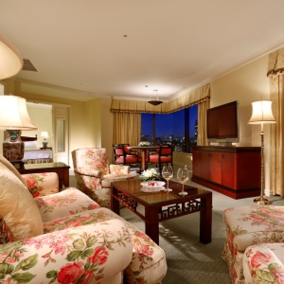 大庭園での花見や桜ビュッフェなど、ホテル椿山荘で“桜”を満喫する限定プラン登場！