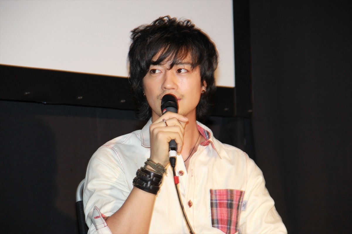 ＜ゆうばり映画祭＞審査員で参加の斎藤工、ゆうばりは「コタツ感覚の映画祭」と絶賛