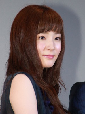 蓮佛美沙子、映画『猫侍』公開初日舞台挨拶に登場