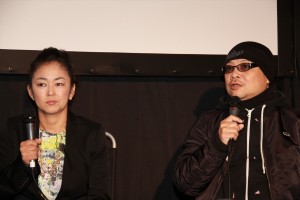 中島知子と森岡利行監督、映画『ハダカの美奈子』（R18版）トークイベントにて　