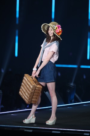 えれな、東京ガールズコレクション2014春夏