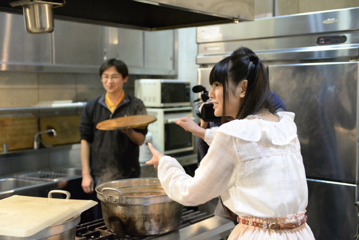 吉野家「アタマの大盛」500万食突破！人気声優・竹達彩奈が応援団長に就任