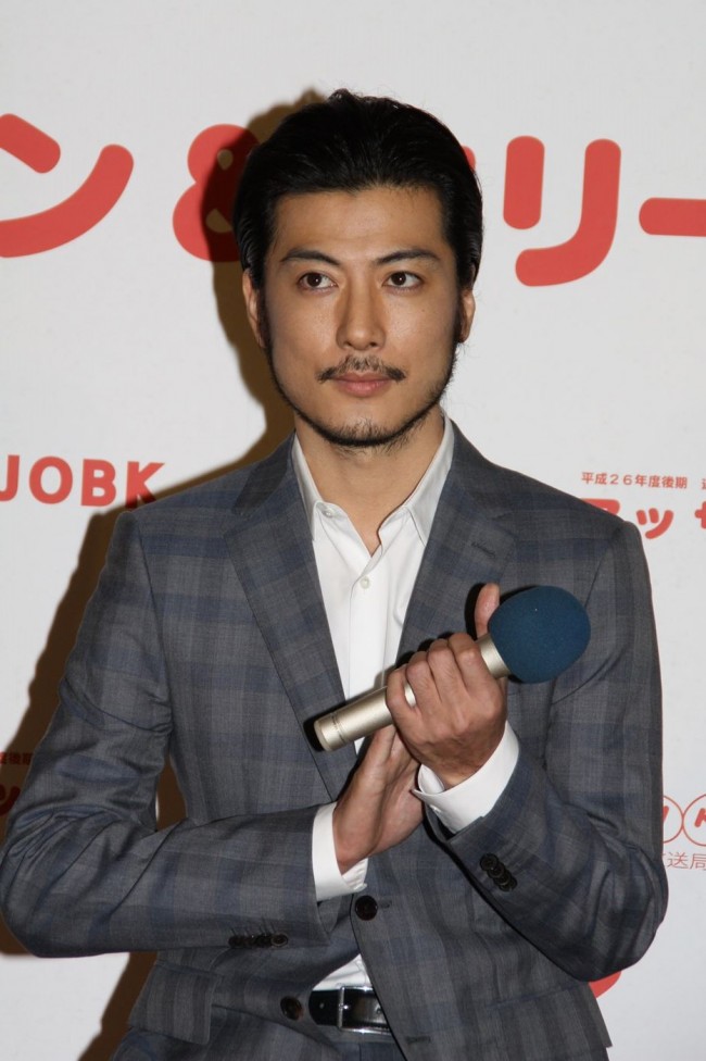 玉山鉄二、NHK連続テレビ小説「マッサン」の主役夫婦発表記者会見にて