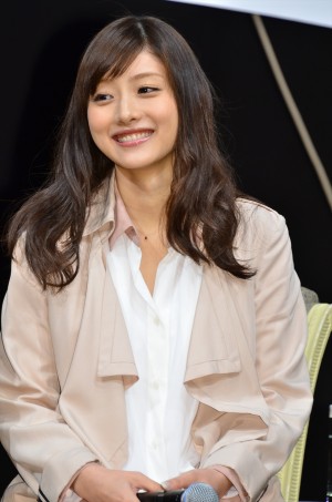 『幕末高校生』完成報告会見に出席した石原さとみ