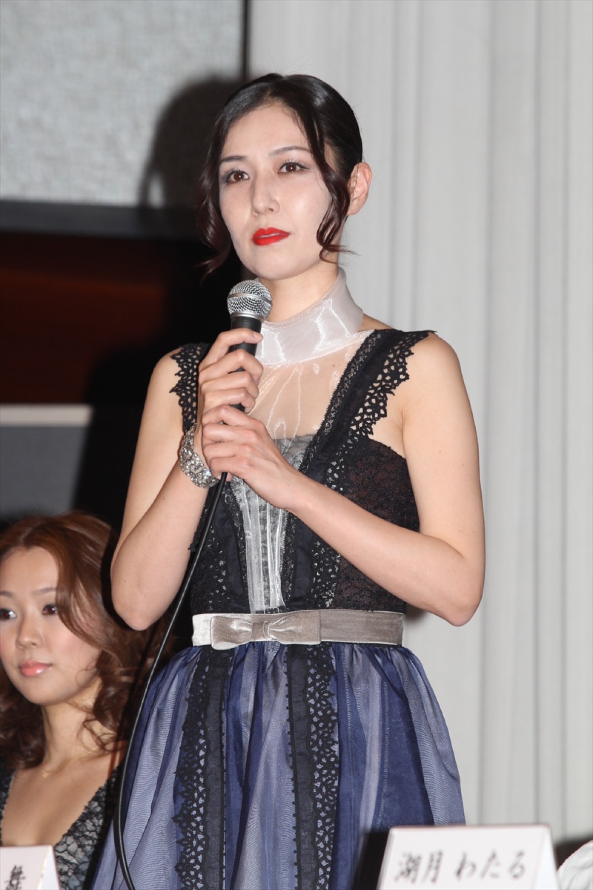宝塚歌劇100周年に伝説のトップスターが集結！ 杜けあき「心はお祭り騒ぎ」