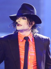 マイケル・ジャクソンに隠し子騒動再燃。以前にも噂されたB・ハワードはやはり息子!?